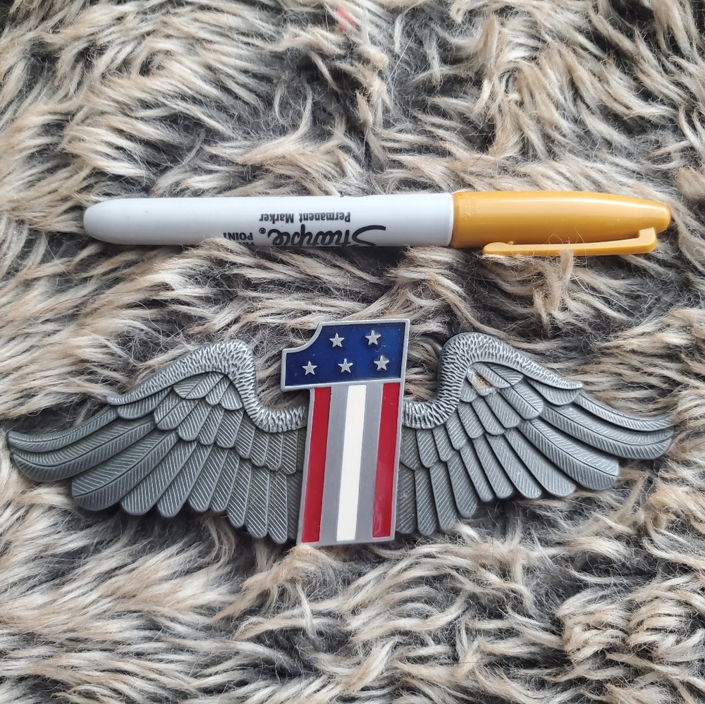 Belt buckle